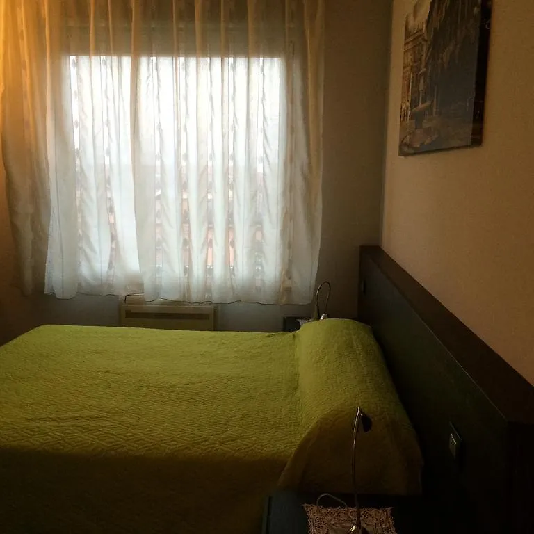 Ai Santi B&B Dossobuono 3*,  Italy